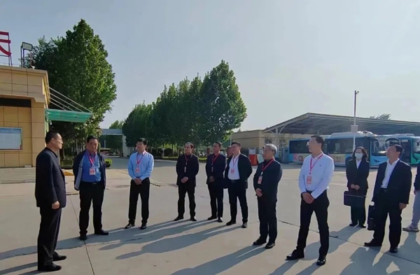 阜桥街道人大代表莅临济宁尊龙凯时人生就是搏公司考察
